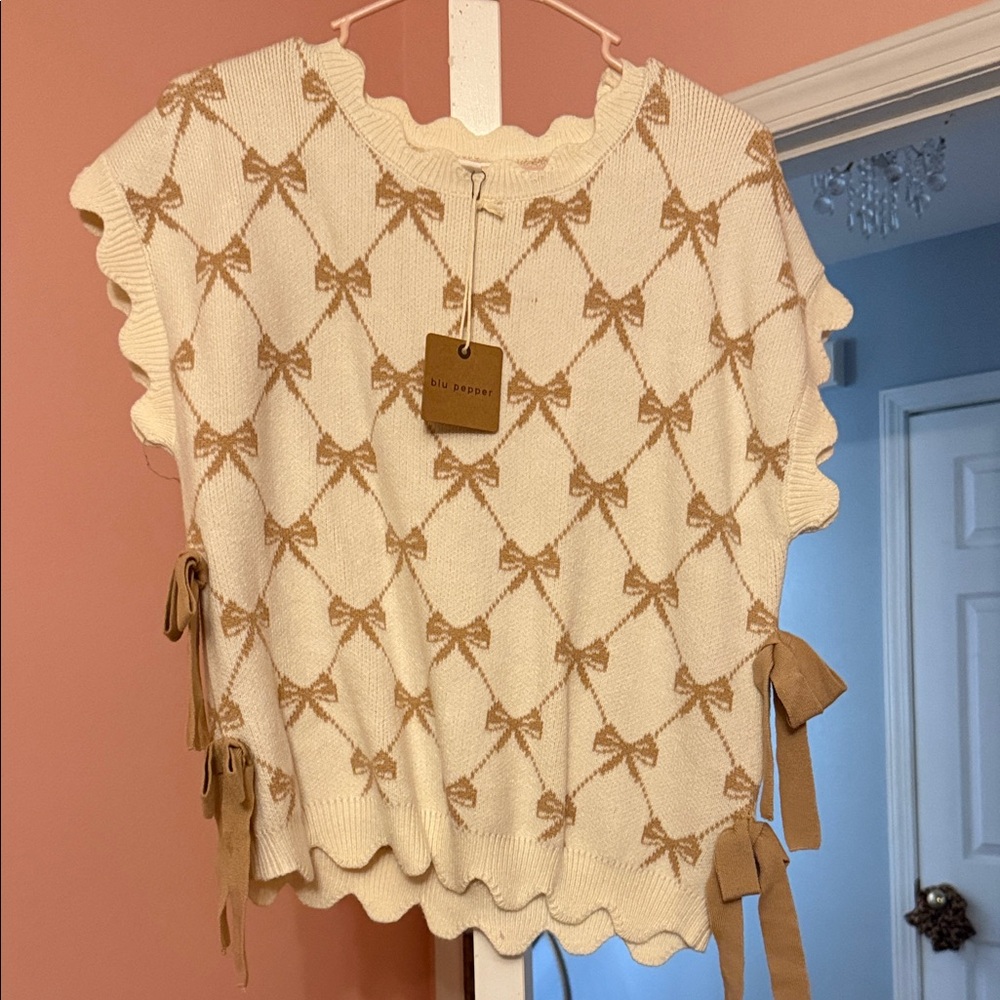 Blu Pepper Cream and Brown Bow Knit Sweater